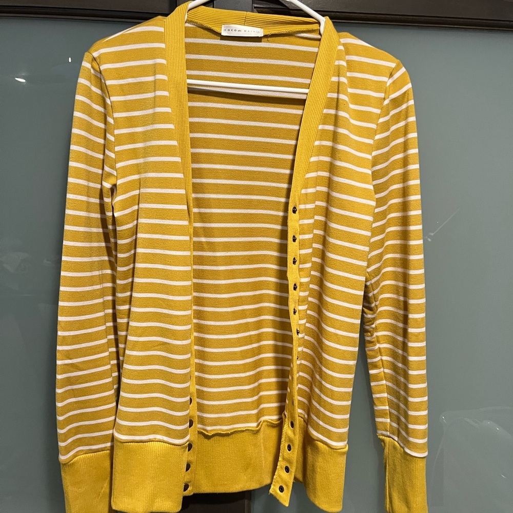 Women’s mustard yellow stripped cardigan